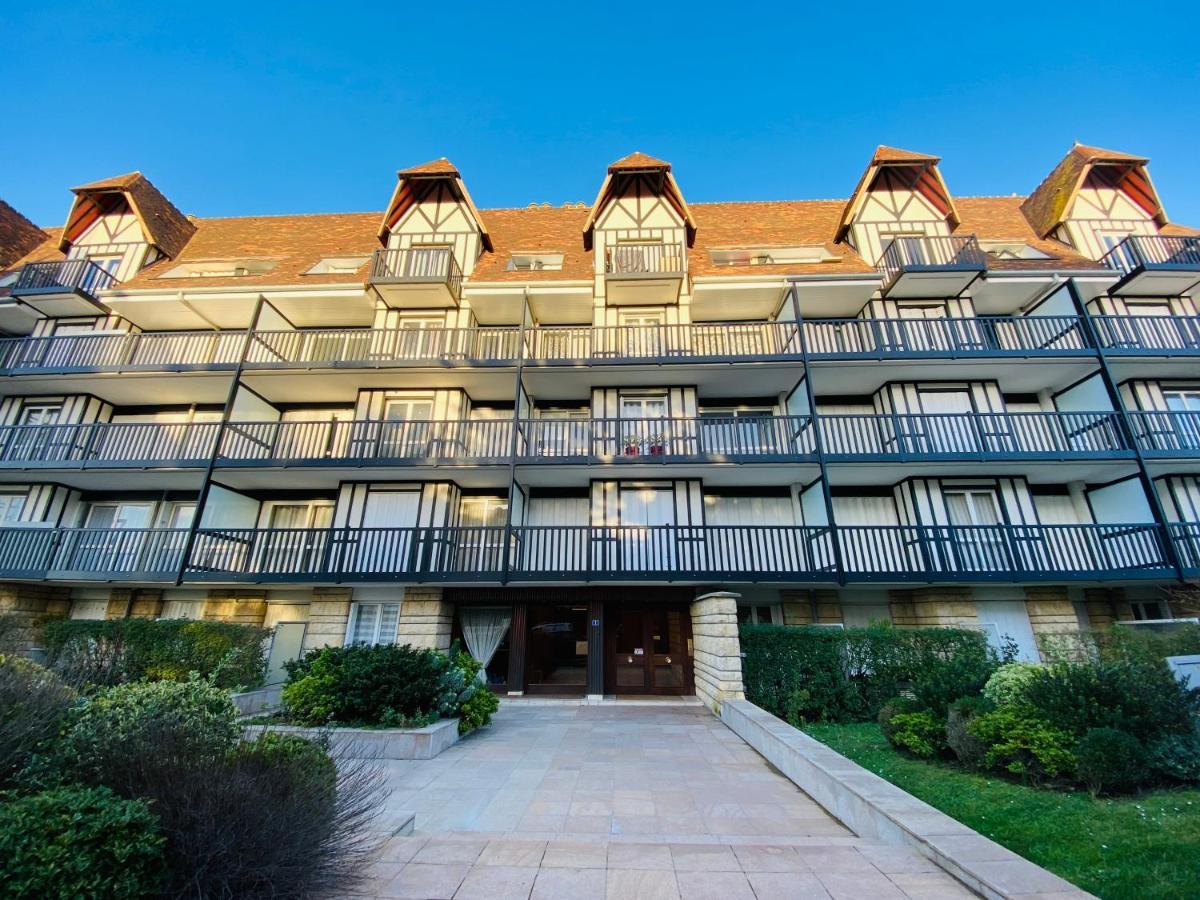 Le Petit Ecrin De Deauville Bagian luar foto